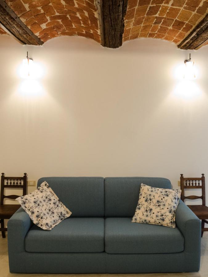 La Tintoria Suites Asti Extérieur photo
